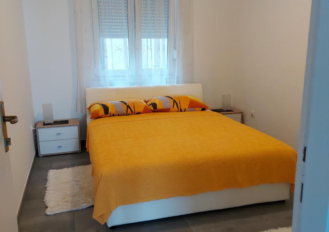 Apartmani Mare Нови-Винодолски Экстерьер фото
